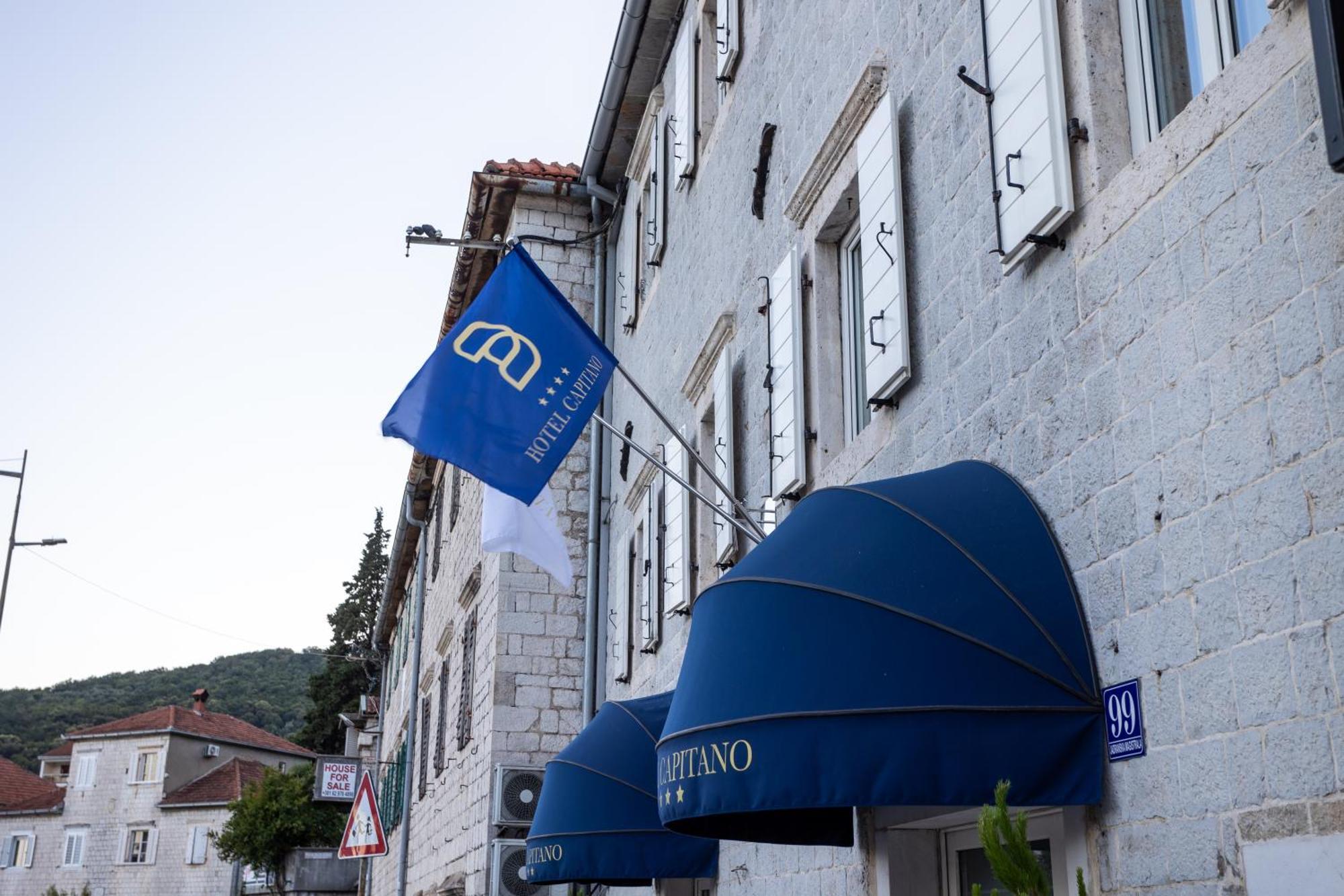 Boutique Hotel Capitano Herceg Novi Exterior foto